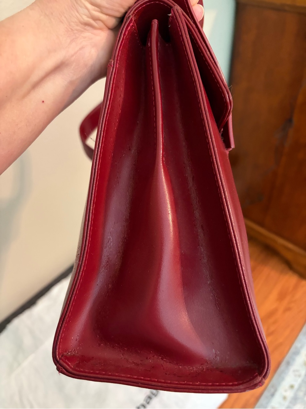 Le Tanneur Leather Handbag in Dark Red - Picture 5 of 15